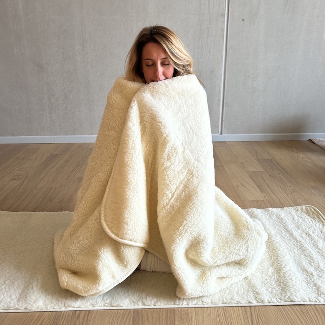 couverture de relaxation yoga méditation en laine Yogom