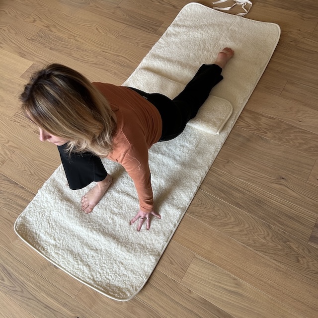 Mini tapis de méditation en laine Yogom pag renfort genoux